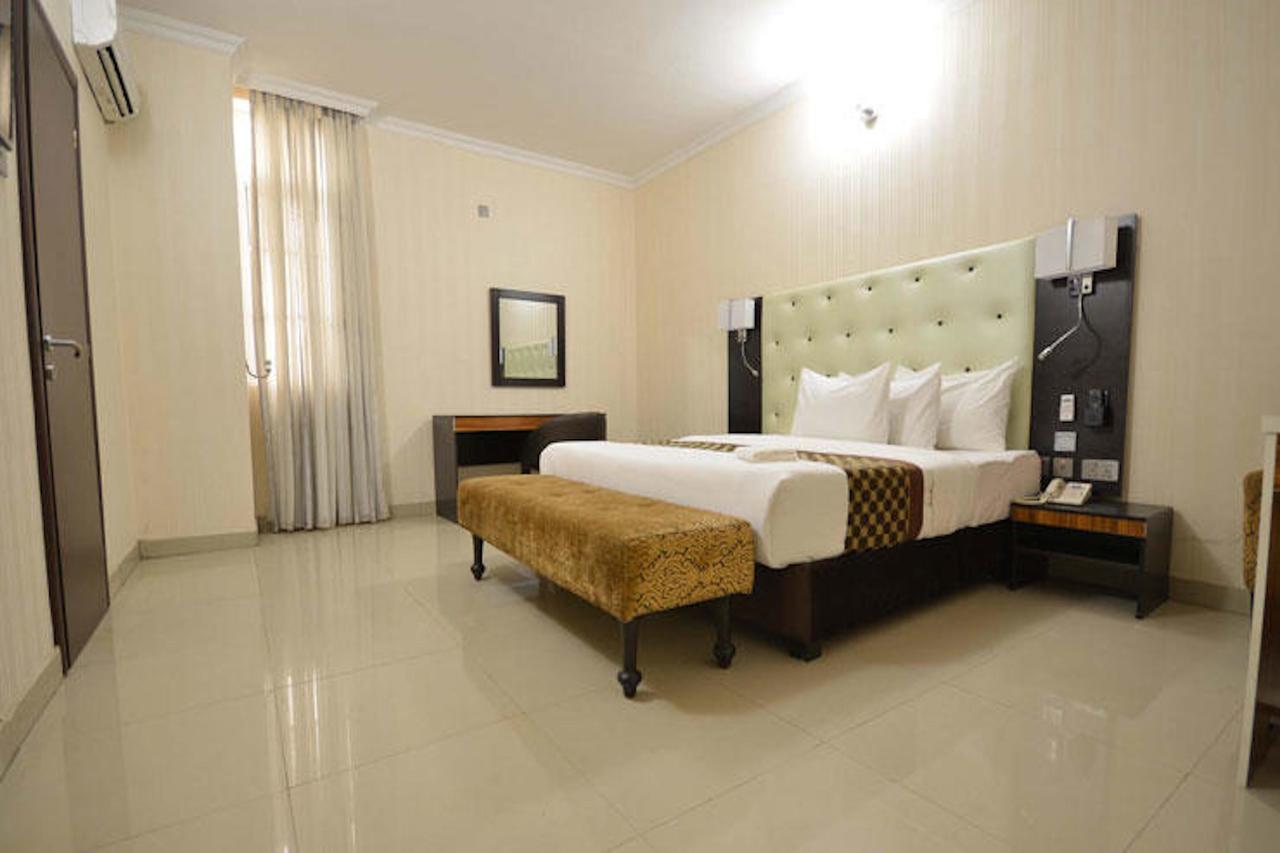 Lakeem Suites Agboyin Surulere Λάγος Εξωτερικό φωτογραφία