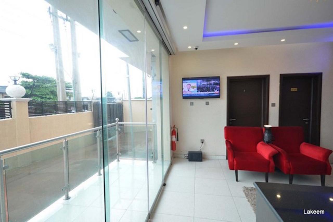 Lakeem Suites Agboyin Surulere Λάγος Εξωτερικό φωτογραφία