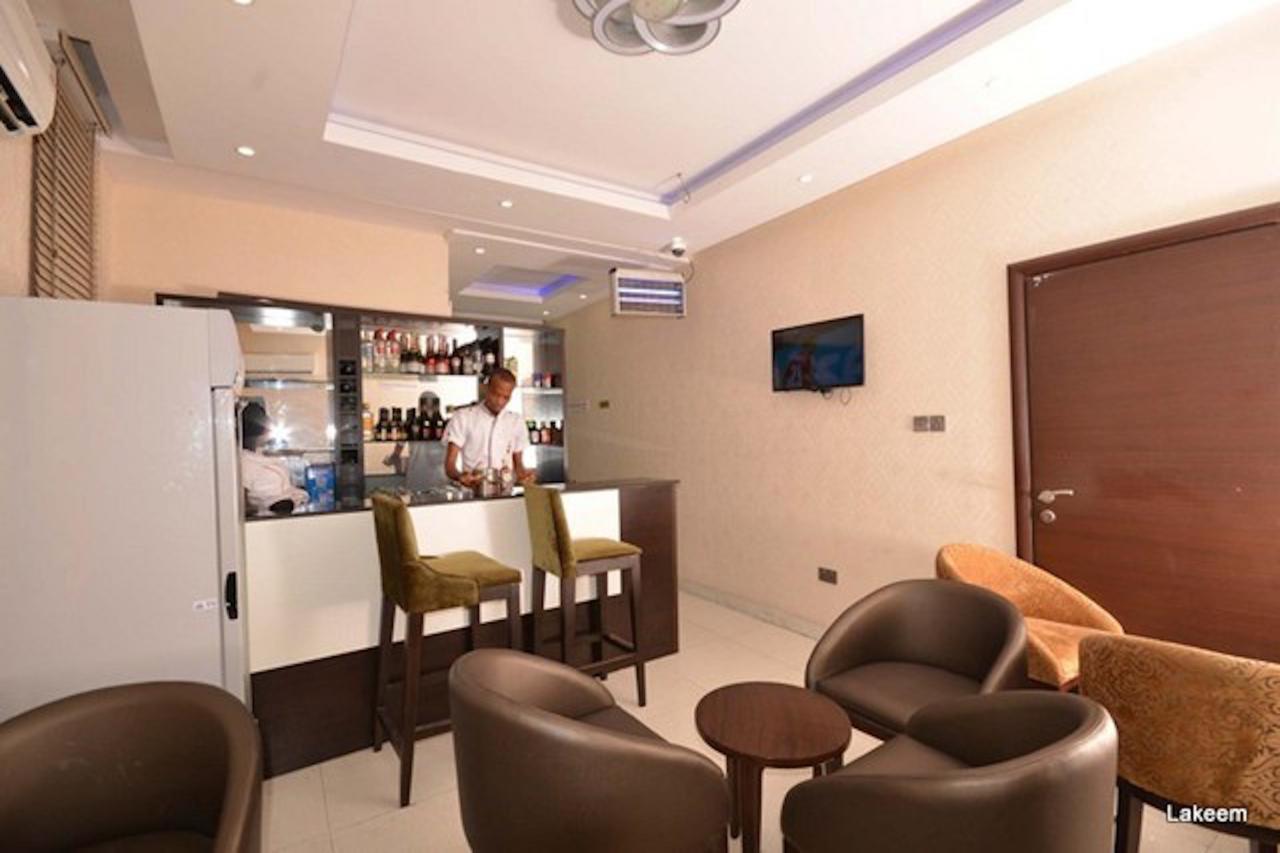 Lakeem Suites Agboyin Surulere Λάγος Εξωτερικό φωτογραφία