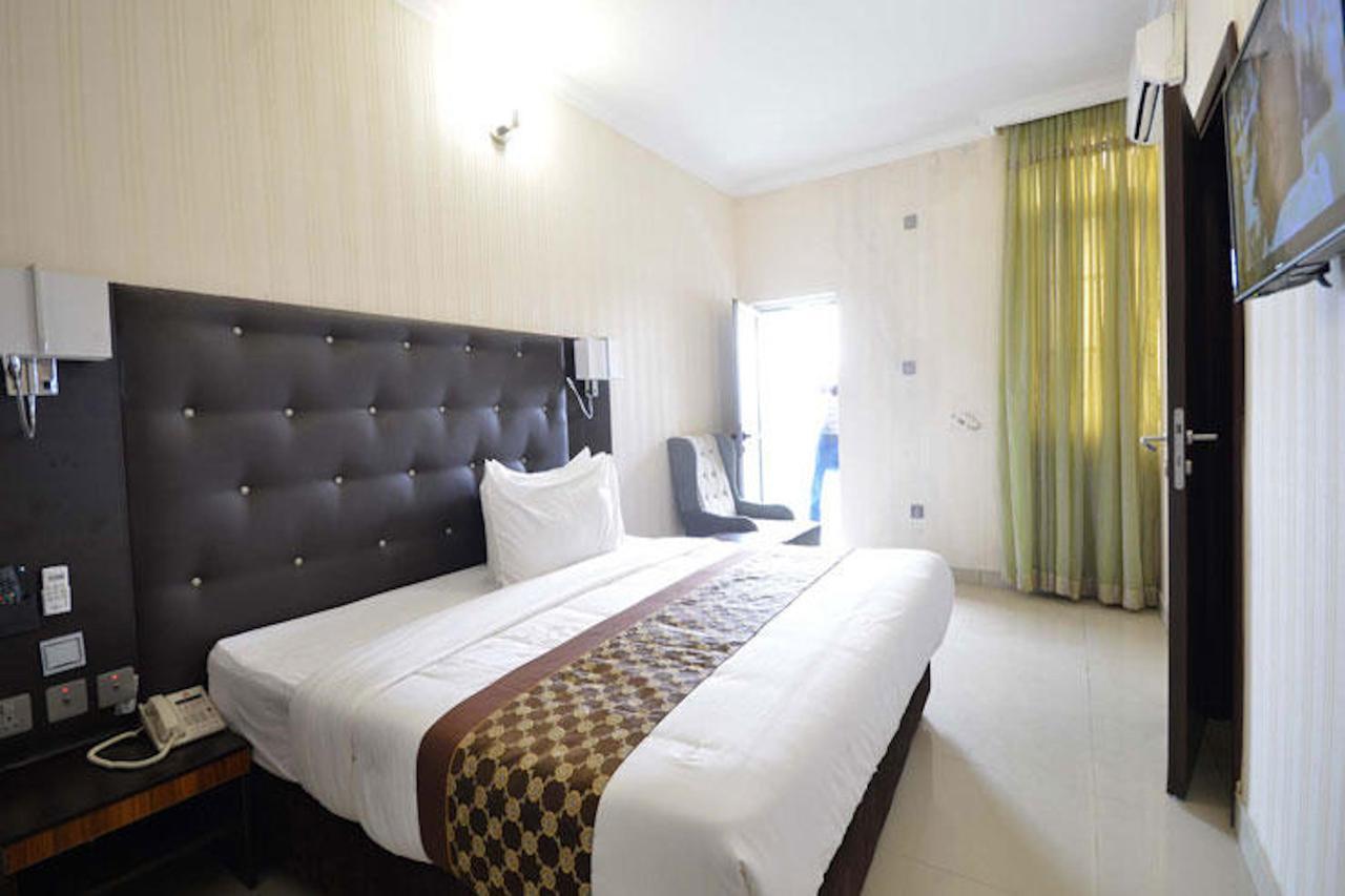 Lakeem Suites Agboyin Surulere Λάγος Εξωτερικό φωτογραφία